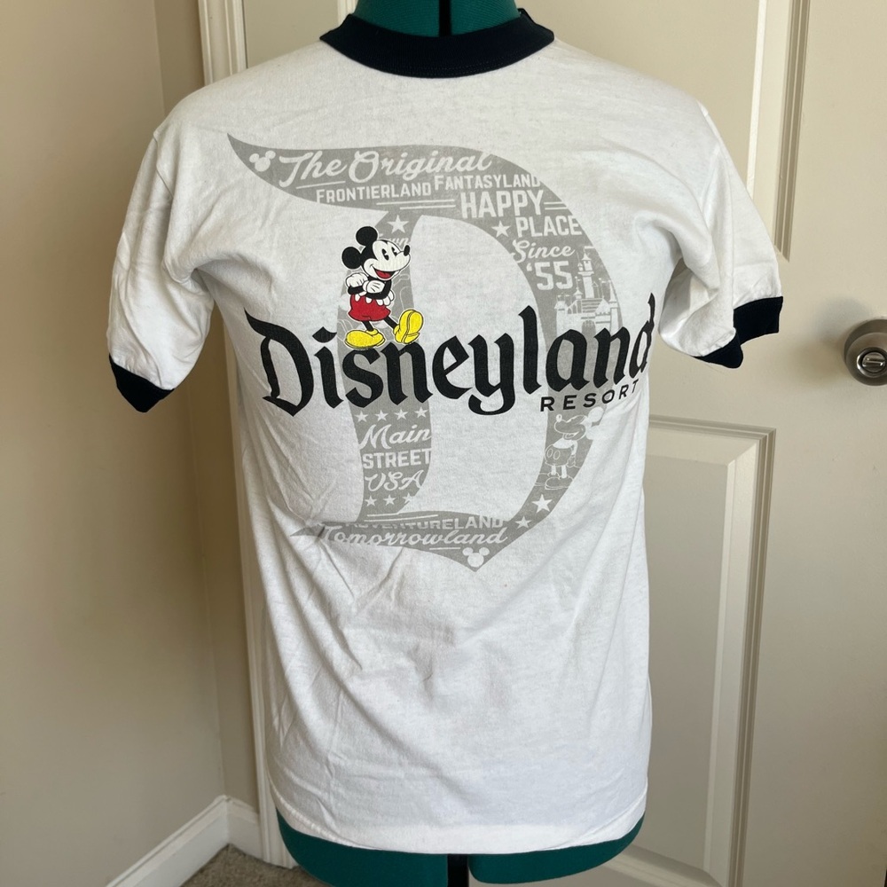 2017 Disneyland Classic Tshirt